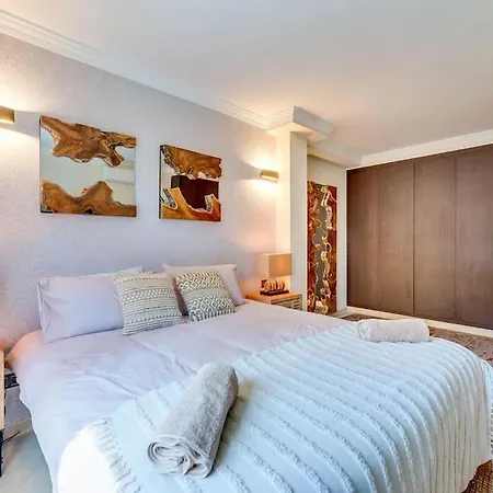 Apartment Beachfront