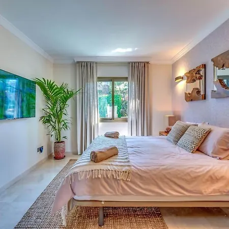 Beachfront * Marbella